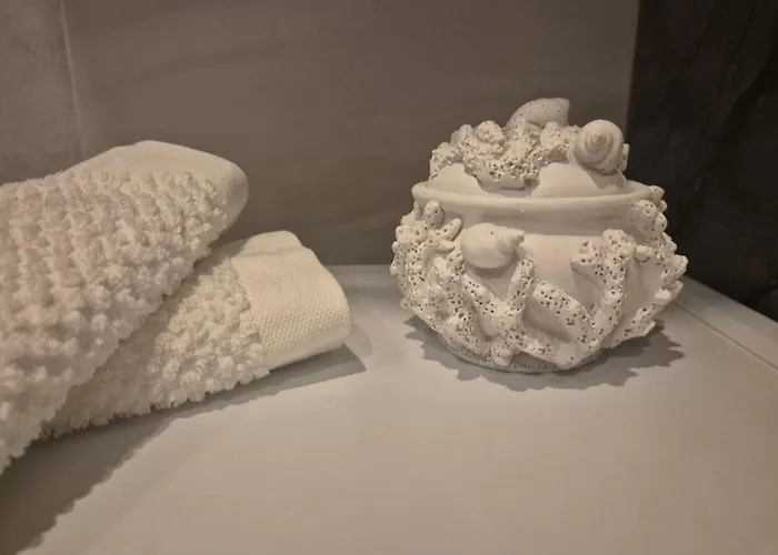 La D'amour - Luxury Split